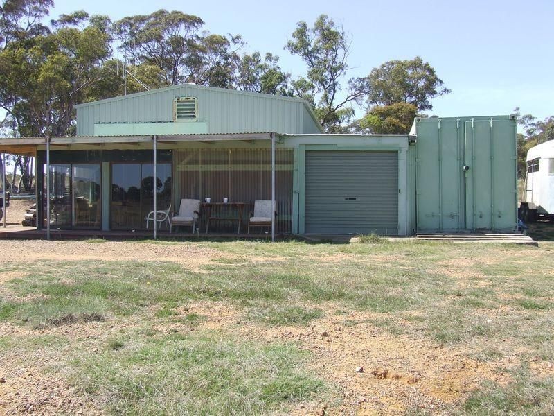 2403 Lumley Road, Lake Bathurst NSW 2580