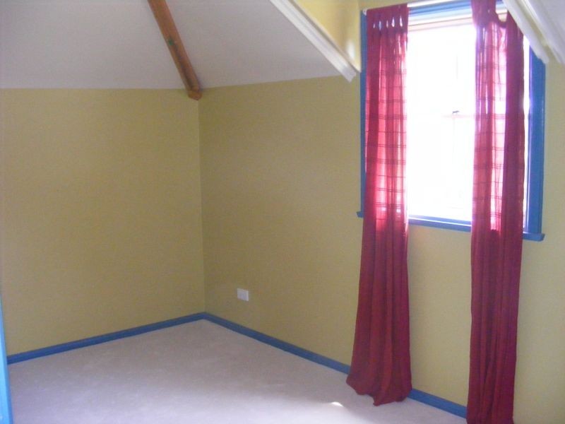 19 Hurst Street, Goulburn NSW 2580