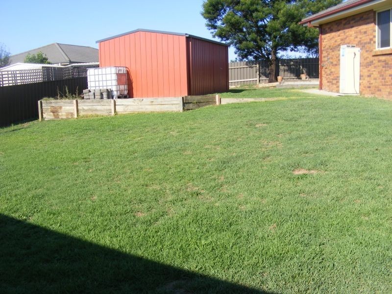 12 Samuel Place, Goulburn NSW 2580