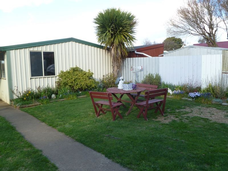 28 Wade Street, Crookwell NSW 2583