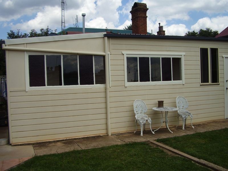 54 Spring Street, Crookwell NSW 2583