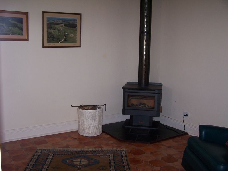 54 Spring Street, Crookwell NSW 2583