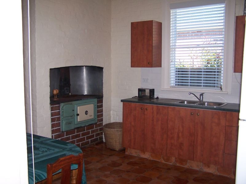 54 Spring Street, Crookwell NSW 2583