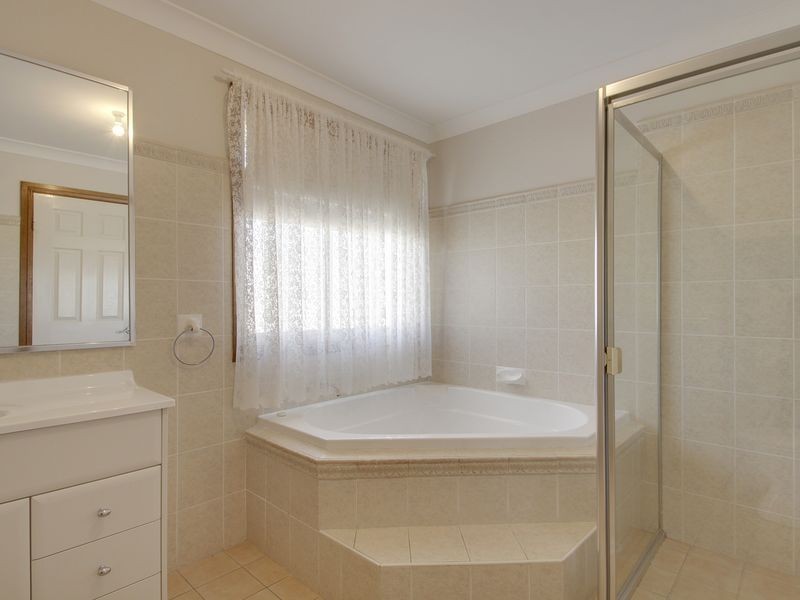 8 Abbey Road, Goulburn NSW 2580