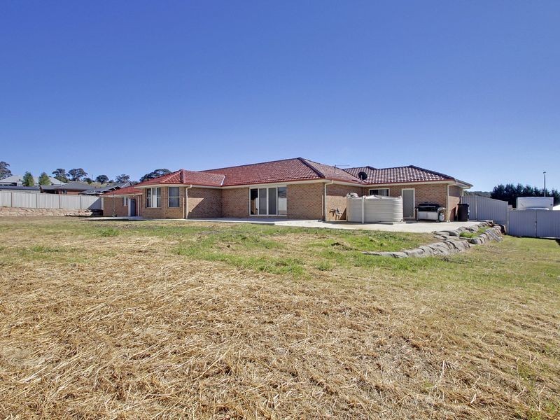 8 Abbey Road, Goulburn NSW 2580
