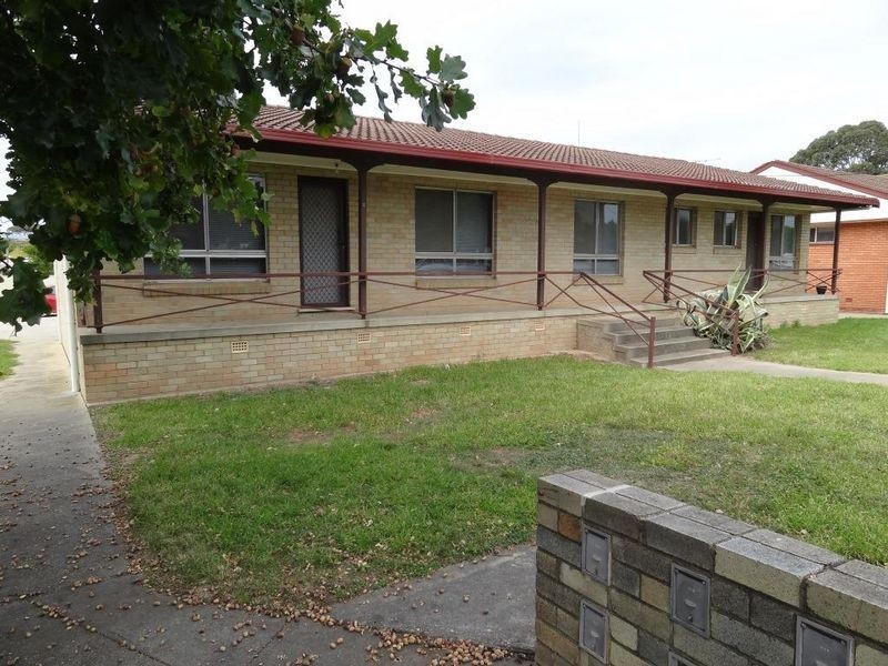 2/15 Avoca Street, Goulburn NSW 2580