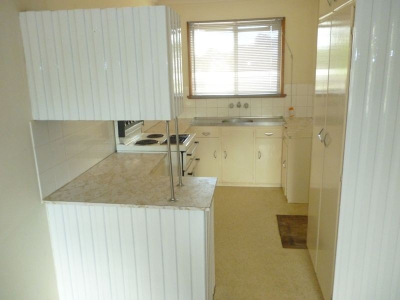 2/15 Avoca Street, Goulburn NSW 2580