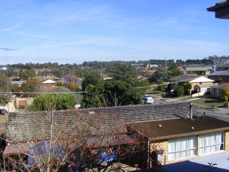 9/11 Queen Street, Goulburn NSW 2580