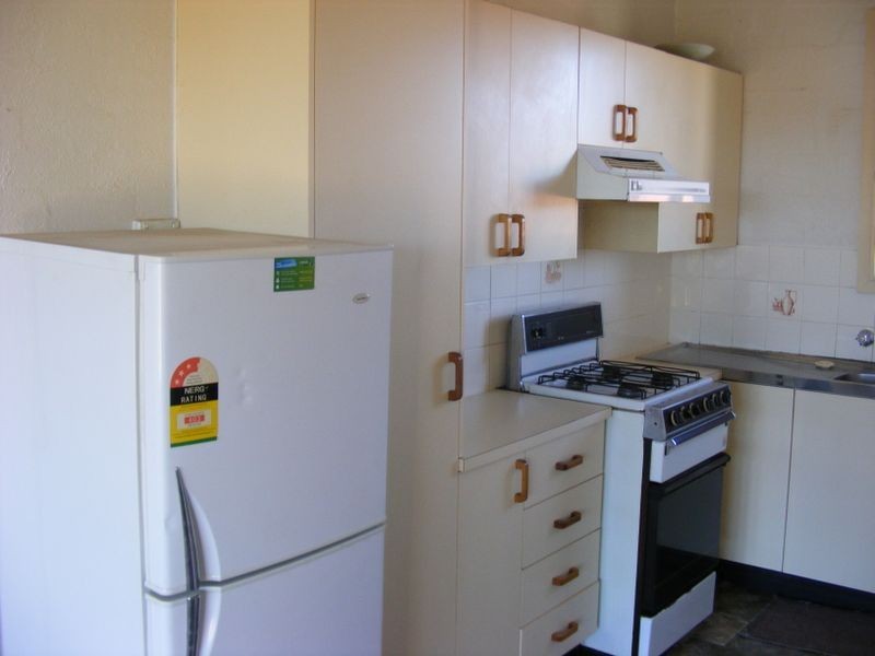 9/11 Queen Street, Goulburn NSW 2580