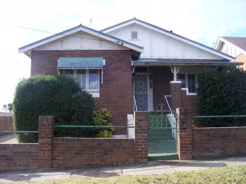 93 Verner Street, Goulburn NSW 2580