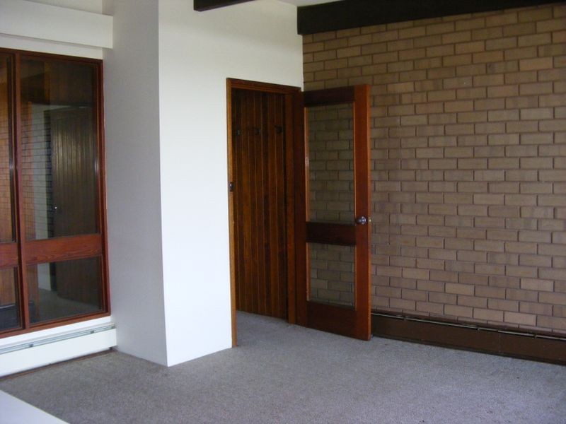 19 Slocombe Street, Goulburn NSW 2580