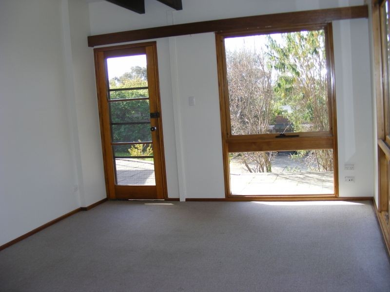 19 Slocombe Street, Goulburn NSW 2580