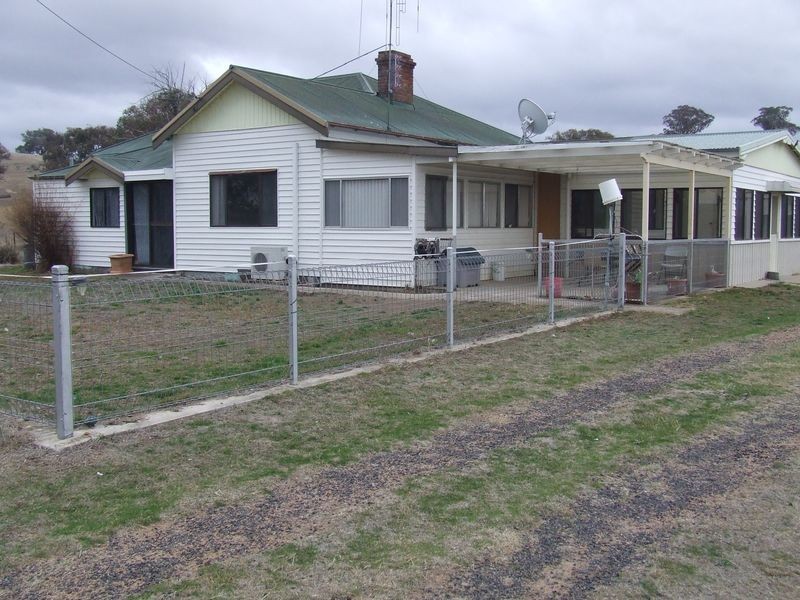 38 Lachlan Street, Bigga NSW 2583