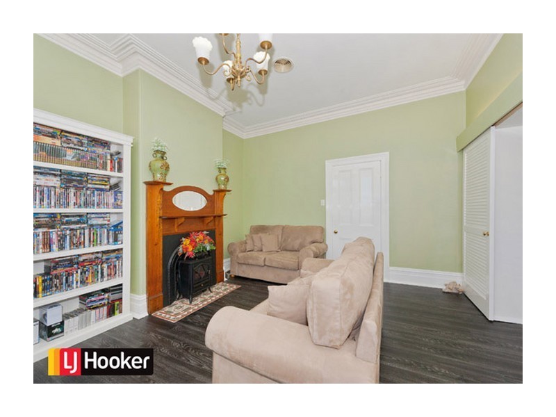 3 Victoria Parade, Goulburn NSW 2580