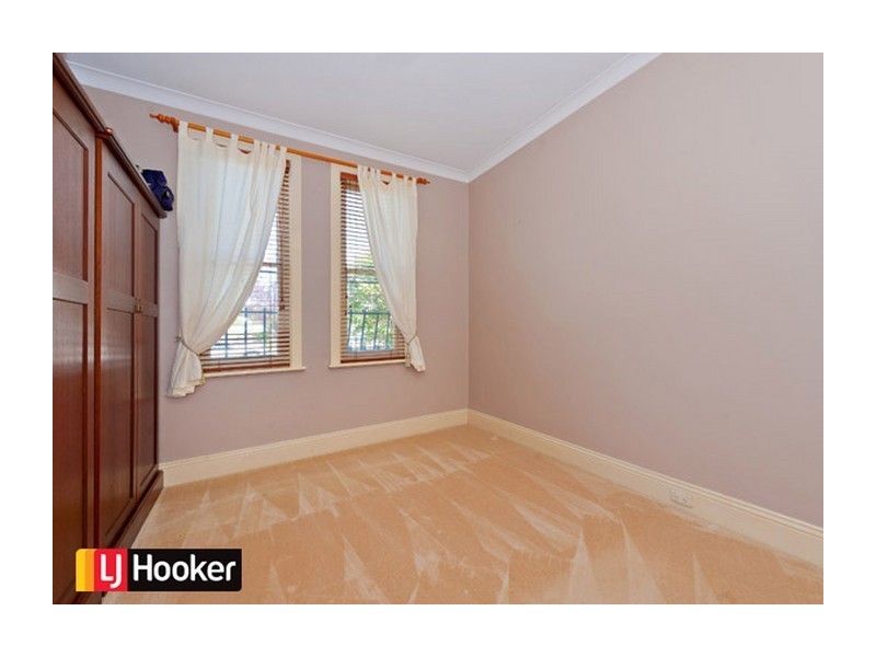 3 Victoria Parade, Goulburn NSW 2580