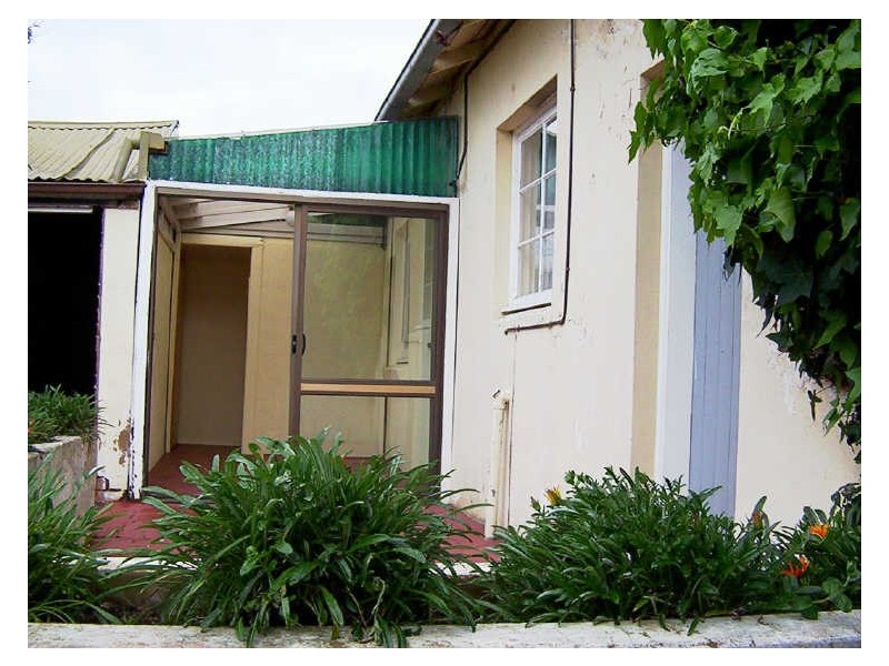 274 Combermere Street, Goulburn NSW 2580