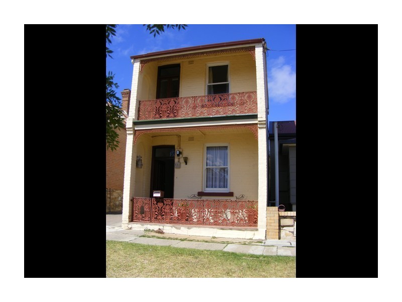 102 Clifford Street, Goulburn NSW 2580