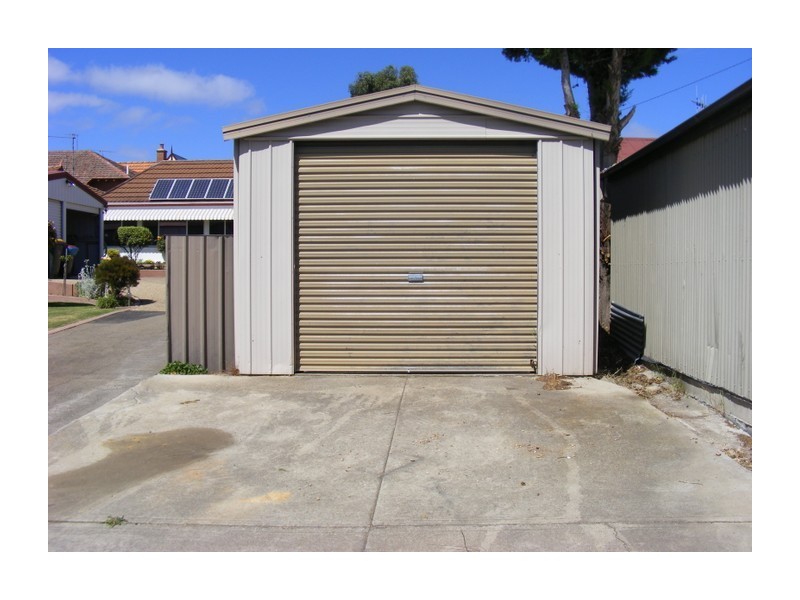 102 Clifford Street, Goulburn NSW 2580