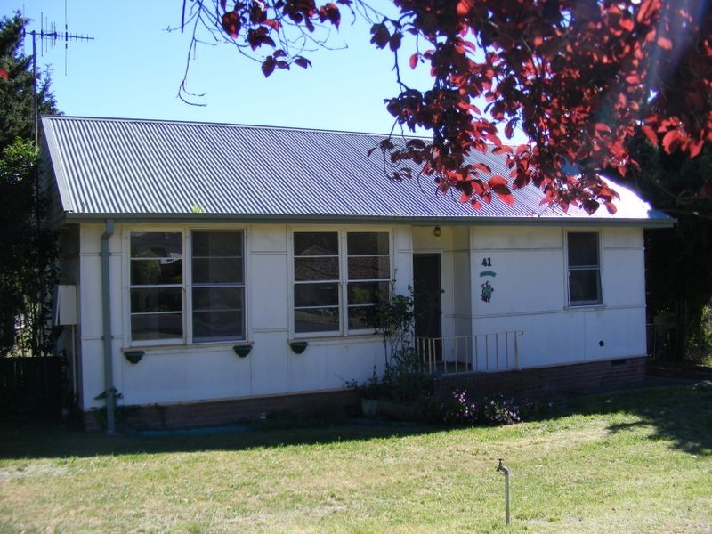 41 Garfield Avenue, Goulburn NSW 2580