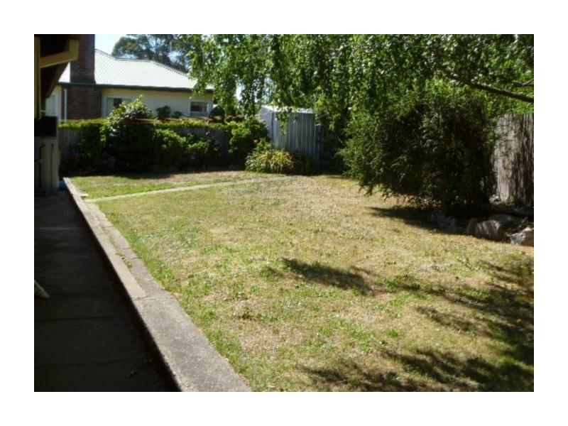 2 Crown Street, Crookwell NSW 2583