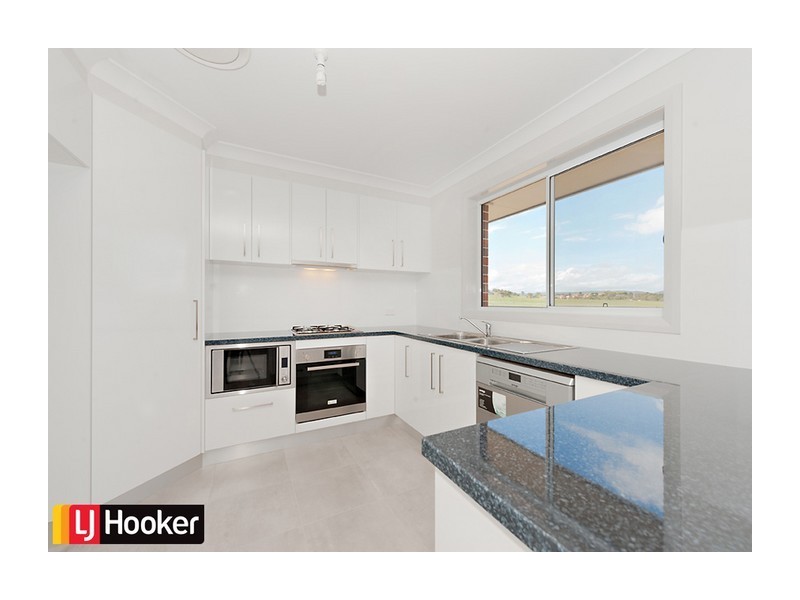 45 McGuire Drive, Goulburn NSW 2580