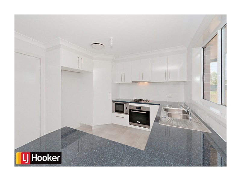 45 McGuire Drive, Goulburn NSW 2580