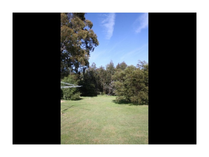 8 Caledonia Street, Crookwell NSW 2583