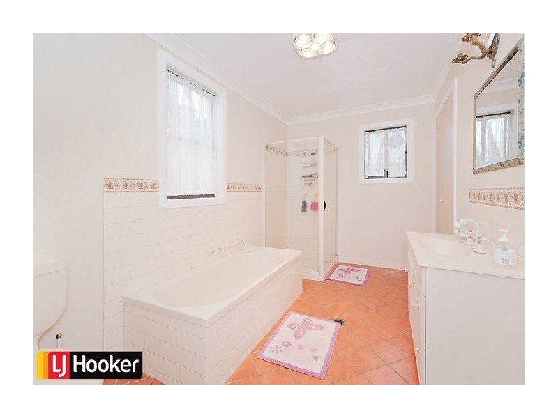 34 Joshua Street, Goulburn NSW 2580