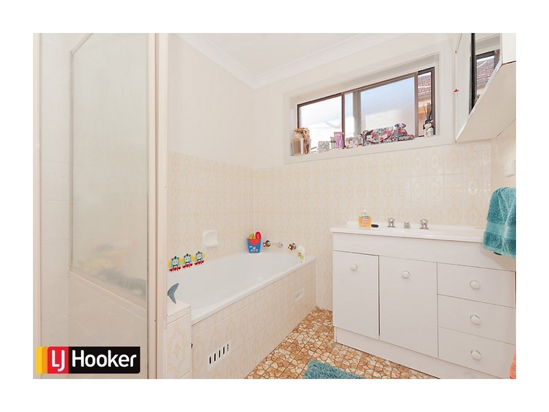 18 Kenmore Street, Goulburn NSW 2580