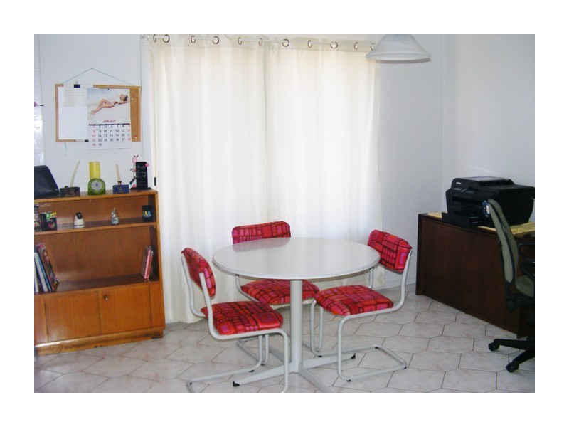 8 Leeson Street, Goulburn NSW 2580