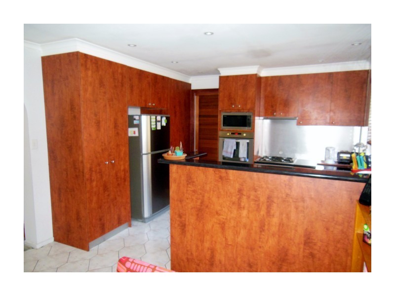 8 Leeson Street, Goulburn NSW 2580