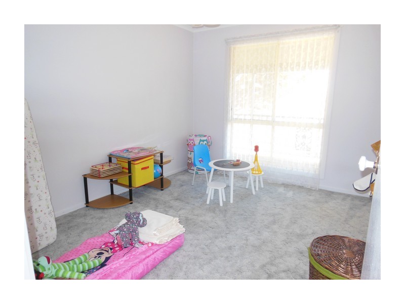 8 Leeson Street, Goulburn NSW 2580