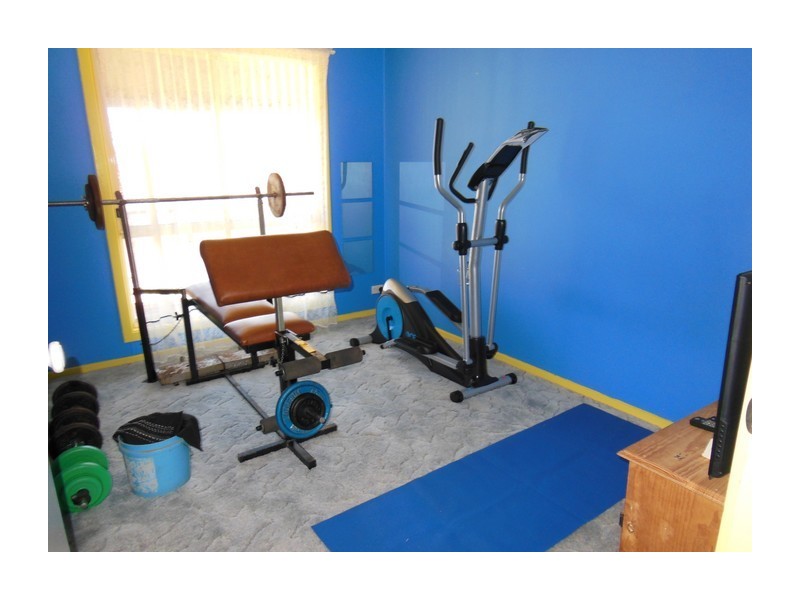 8 Leeson Street, Goulburn NSW 2580