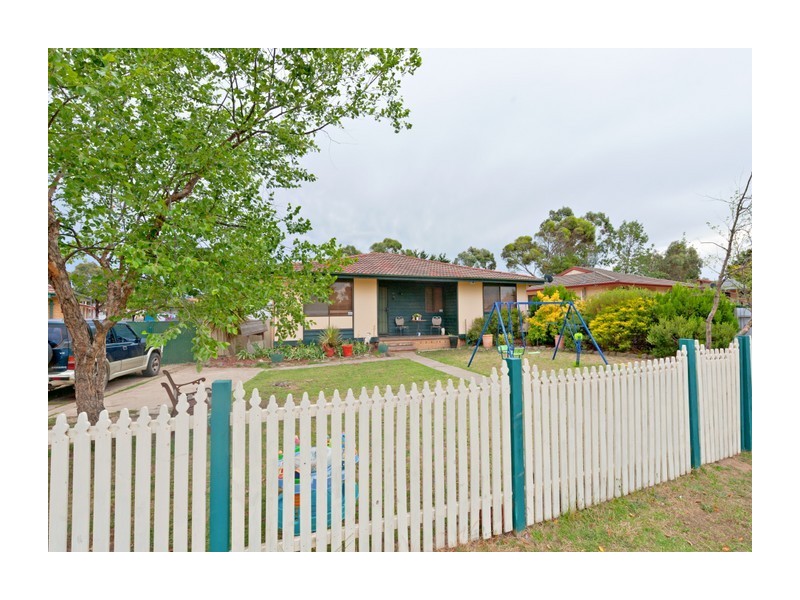 12 Grunsell Crescent, Goulburn NSW 2580