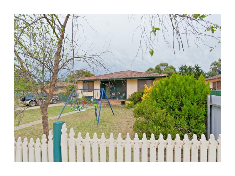 12 Grunsell Crescent, Goulburn NSW 2580