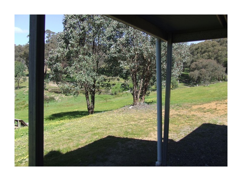 881 Mulgowrie Road, Crooked Corner NSW 2583