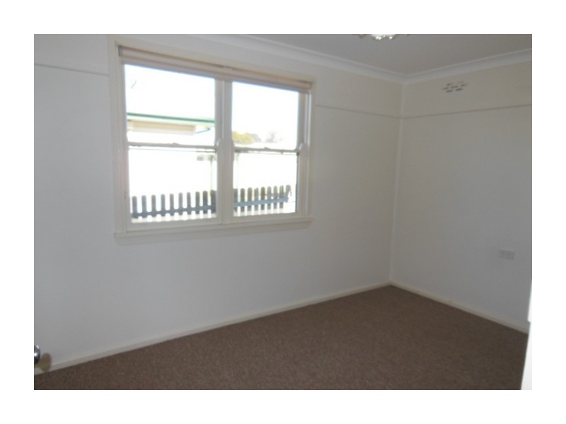 68 Hume Street, Goulburn NSW 2580