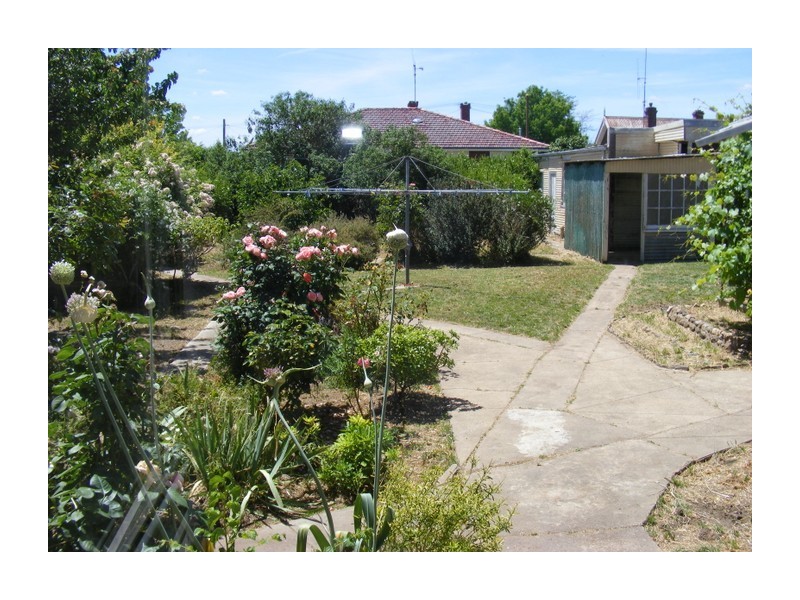 13 Victoria Street, Goulburn NSW 2580