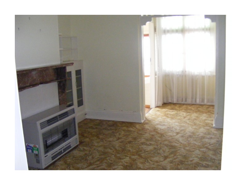 13 Victoria Street, Goulburn NSW 2580