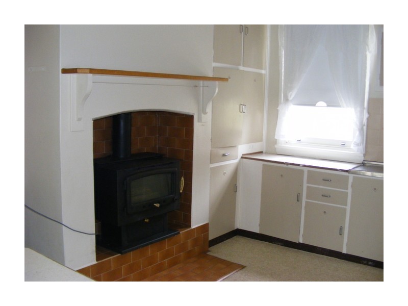 13 Victoria Street, Goulburn NSW 2580