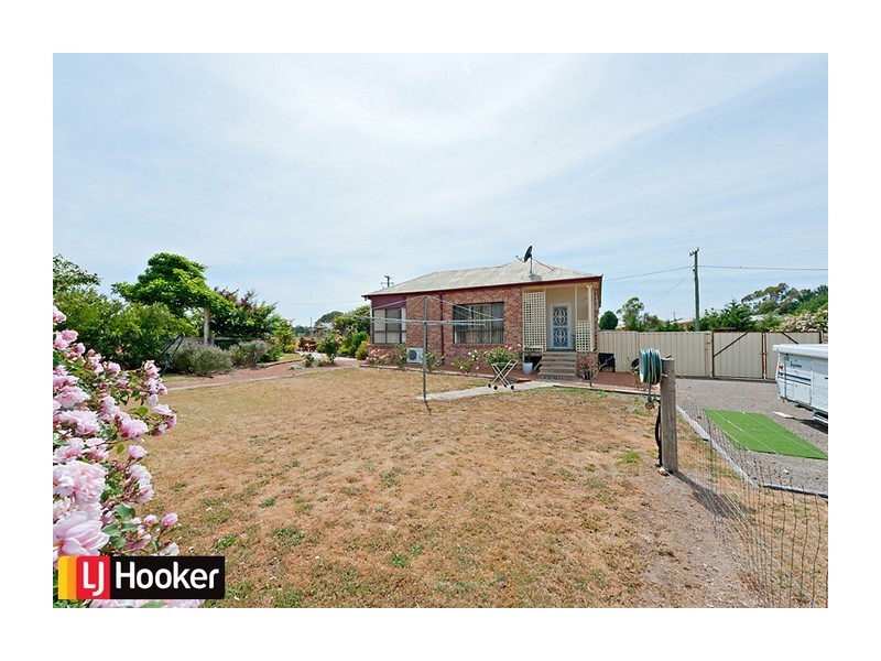 8 Patrick Place, Marulan NSW 2579