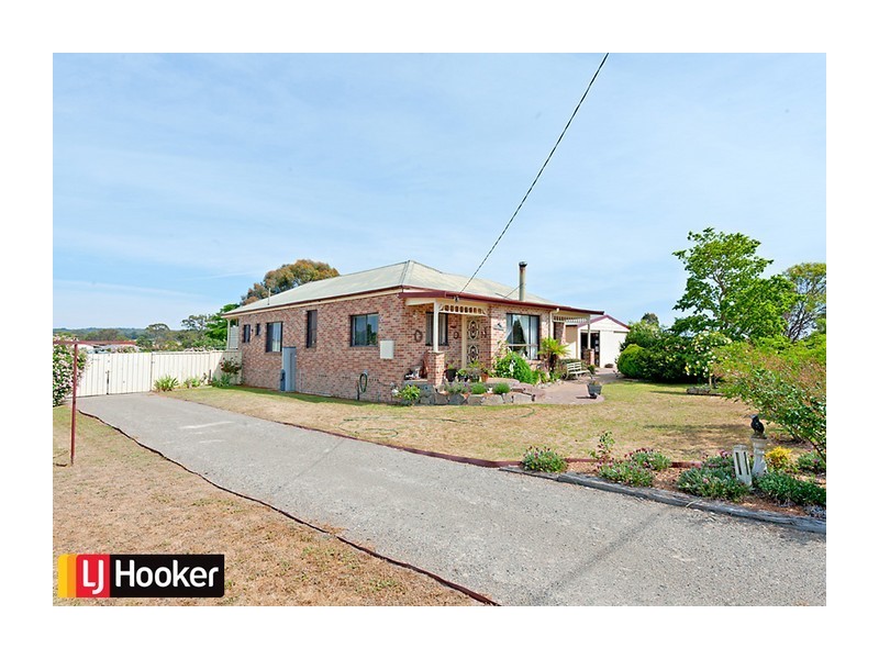 8 Patrick Place, Marulan NSW 2579