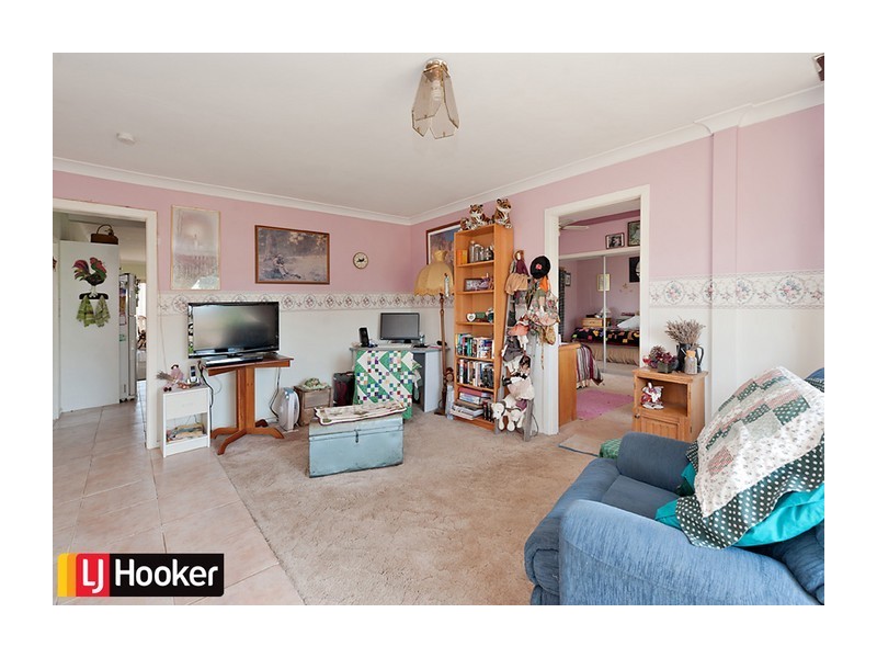 8 Patrick Place, Marulan NSW 2579