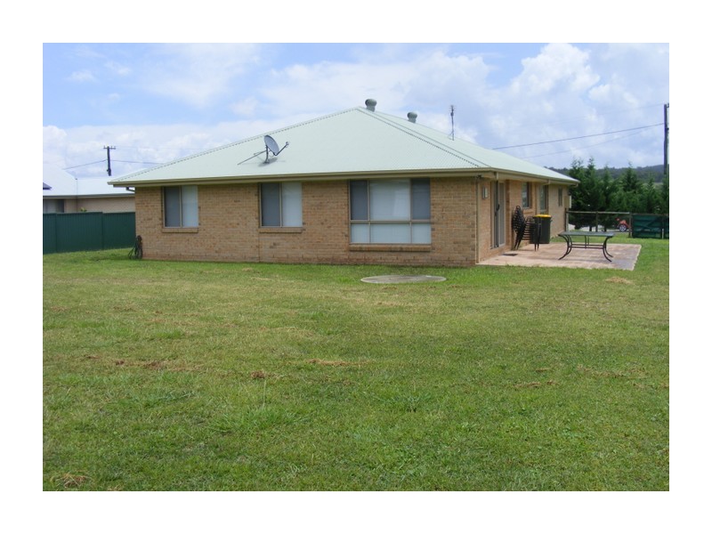 5 Patrick Street, Marulan NSW 2579