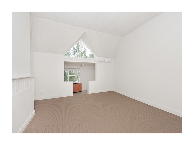 16/8 Ben Street, Goulburn NSW 2580