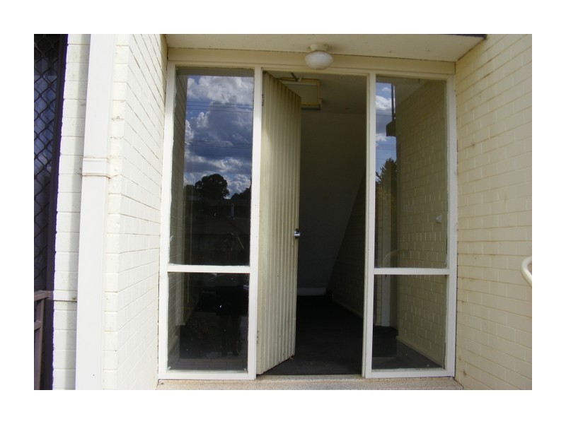1/11 Queen street, Goulburn NSW 2580