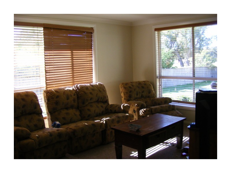 27 Eliza Power Drive, Marulan NSW 2579