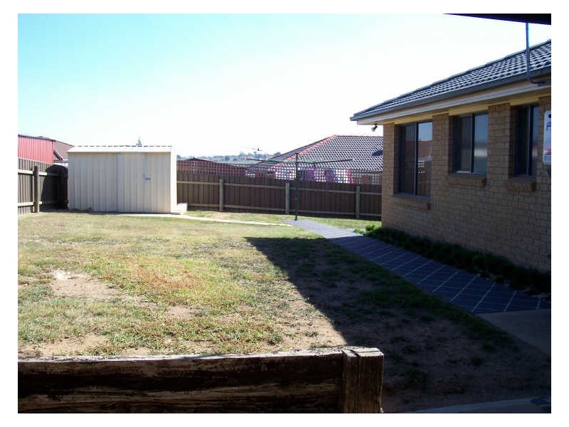 28 Bradford Drive, Goulburn NSW 2580