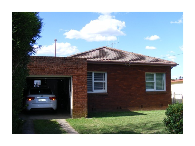 83 Combermere Street, Goulburn NSW 2580