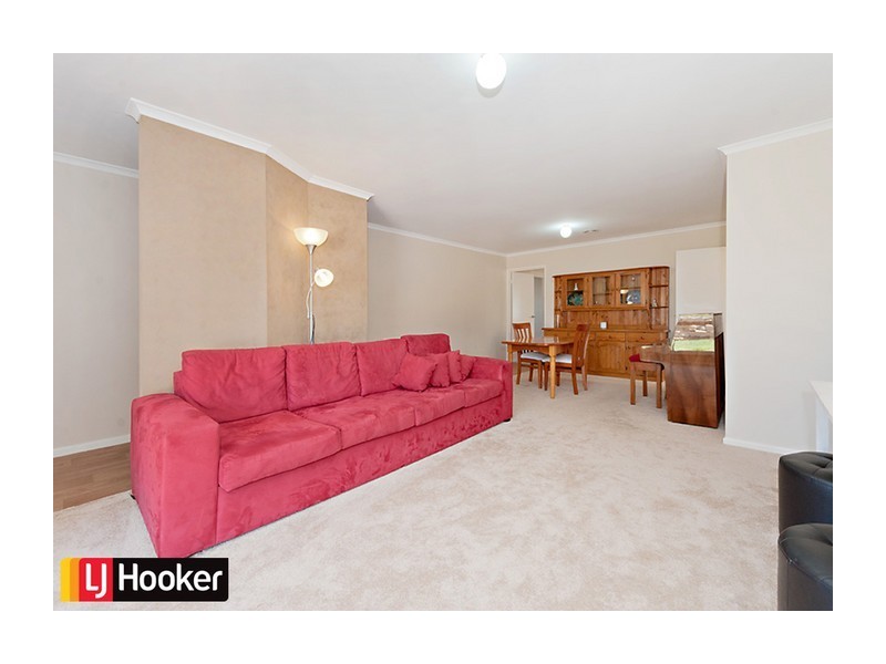 2 Joanna Place, Goulburn NSW 2580